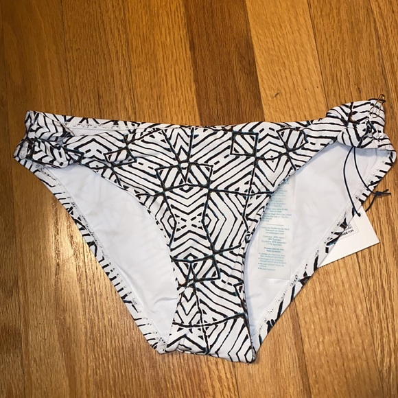 NWT!! Carve Designs Laguna Bikini Bottom Size XS - Picture 3 of 5